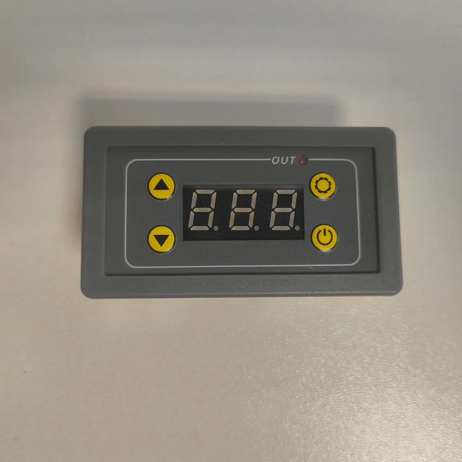 Minuterie électronique programmable - 220 V — image 1/3