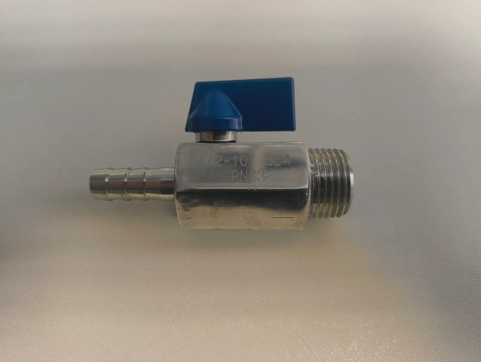 Vanne - inox 304 - 1/2" vers 10 mm — image 1/1